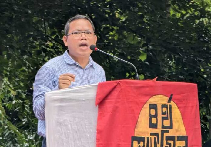 মাইকেল১২