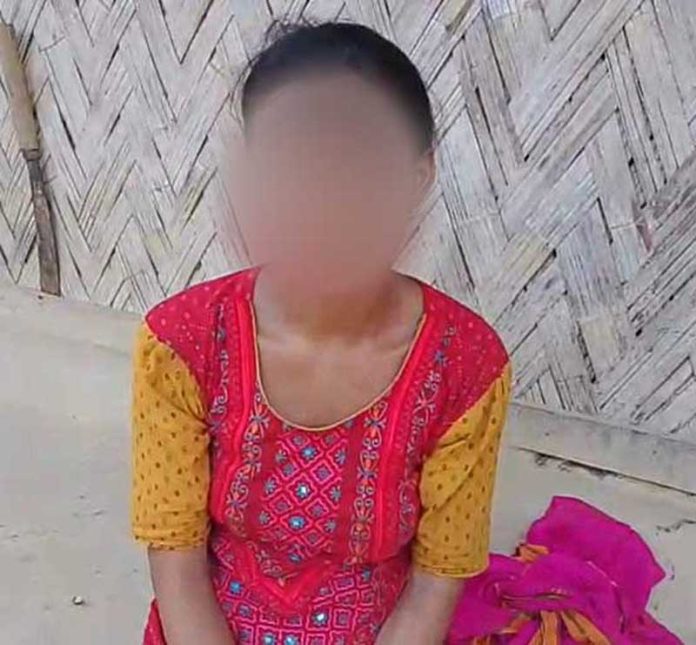 সাজেকে নারীরেক যৌন নিপীড়ন3