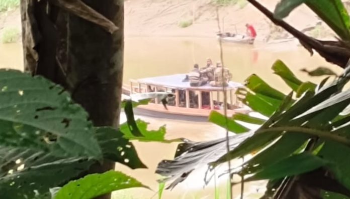 সেনাবাহিনী